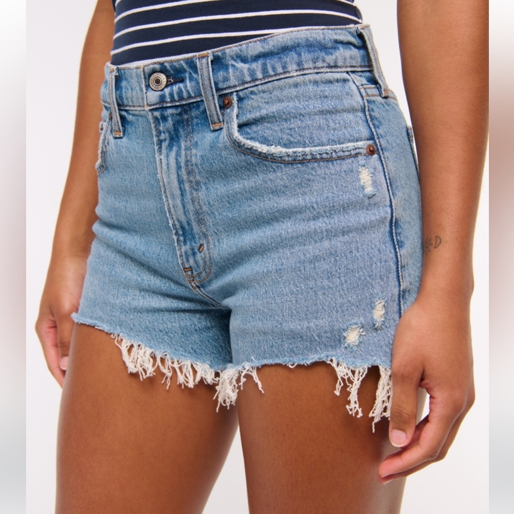 A&F High Rise Mom Shorts - Picture 3 of 8